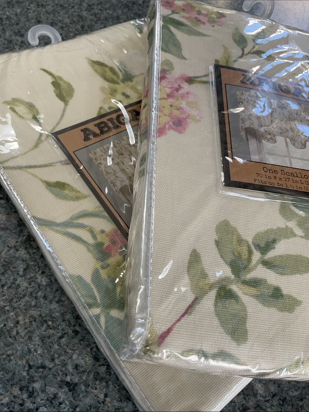 Abigail set of 2 floral window valances. New!